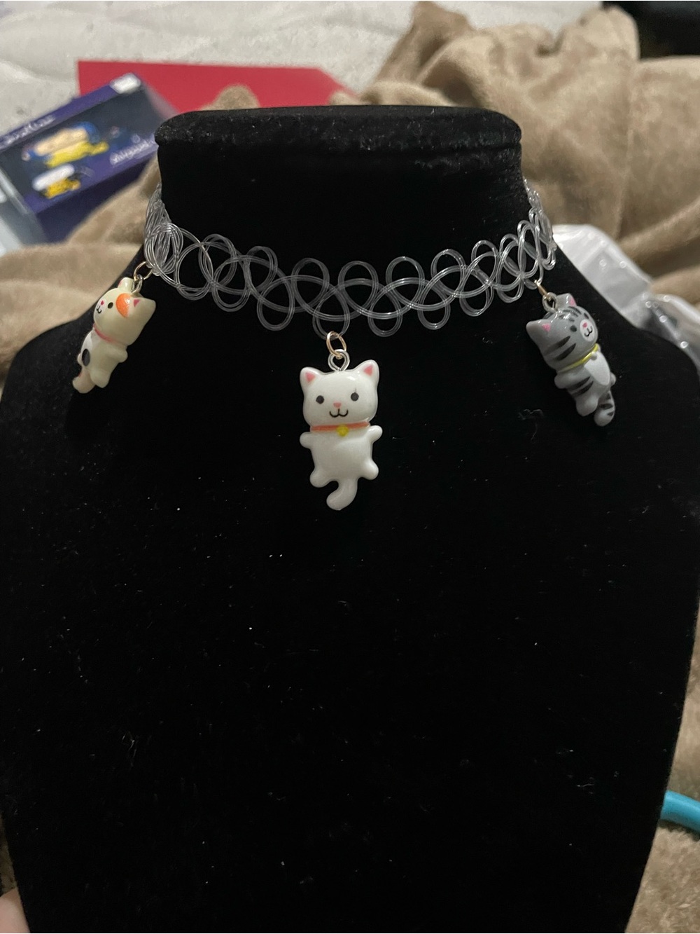 Kawaii Cat Charm Choker Necklace - White/Grey Charms